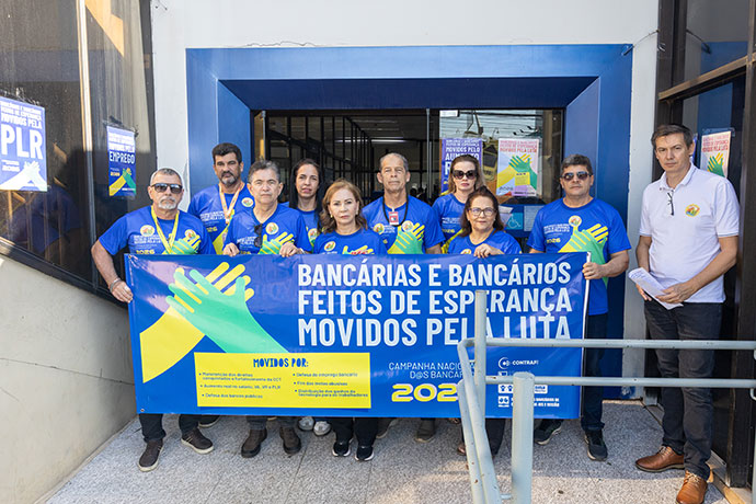 dialuta-caixa-capa-270726.jpg