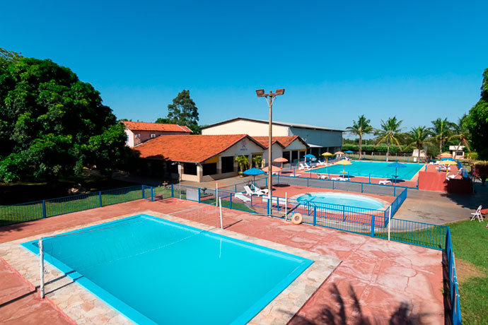 APCEF/SP  Piscinas e restaurante do clube serão reabertos dia 29