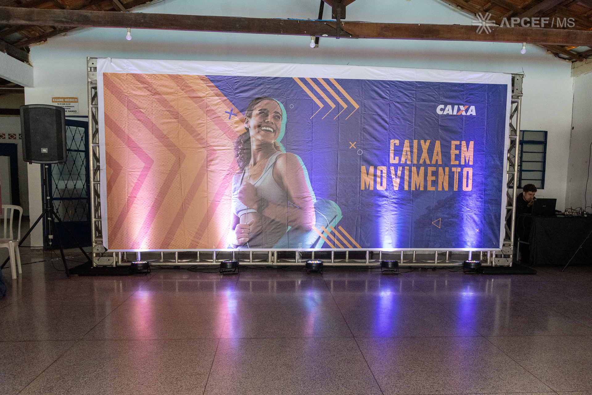 Movimento-Caixa-260523-012.jpg